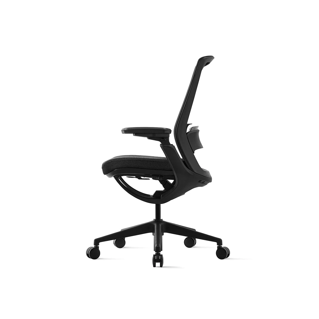 Roly P1 Mid-Back Mesh Office Chair - Black Saudi Arabia 4